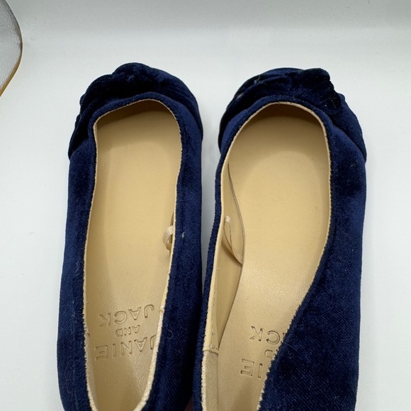 Janie and Jack Toddler Girls Size 7 Elegant Blue Velvet Formal Flats - Picture 6 of 9